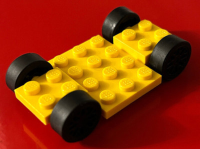 Lego Fahrgestell Chassis 2441 gelb 4x7x2/3 + Reifen 14mm D. x 6mm 93595c01 Auto