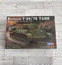 HobbyBoss - Russian T-34/76 Tank (Model 1942 Factory No.112) - 1:48 - 84806