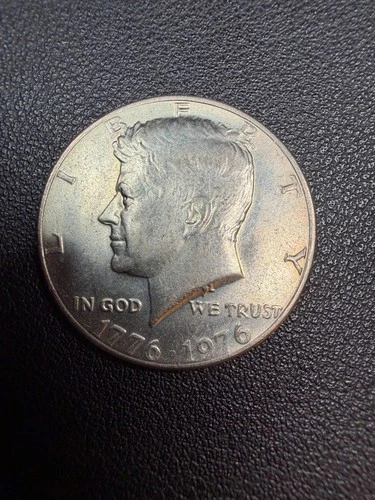 1776-1976-P KENNEDY CLAD BICENTENIAL HALF DOLLAR - GEM BU UNC