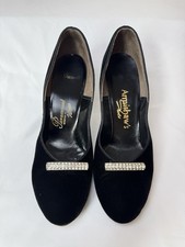 Vintage 1950s-1960s Black Velvet Pumps Rhinestones And Lucite Heels Size 7.5-8