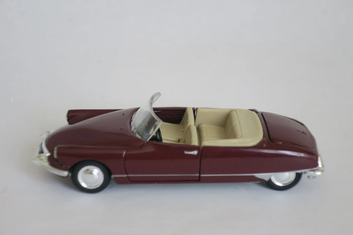 Miniature Citroën DS 19 – 1/43 – NPD – Moulage Sous Pression