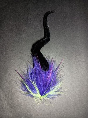 9''  Glow Weedless Rattle Dragon Tail Pike Muskie Peacock Bass  Stripers Flies 