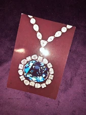 Postcard,  "THE HOPE DIAMOND" vintage color photo, w protective sleeve