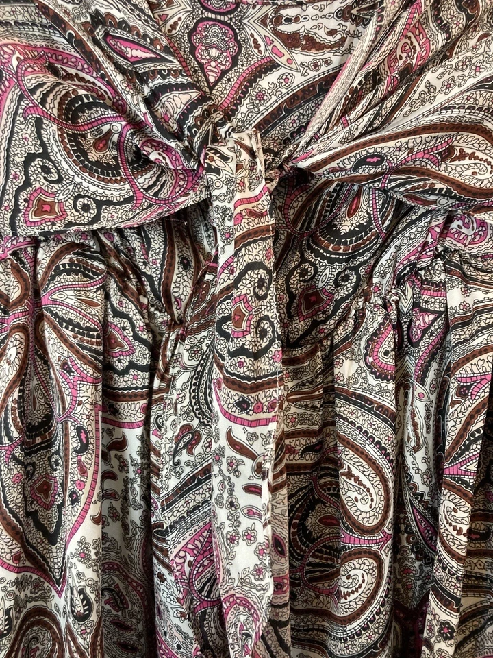 Top Essentials Milano para mujer XL rosa y negro cachemir satinado corbata frontal en capas Foto 3 de 4