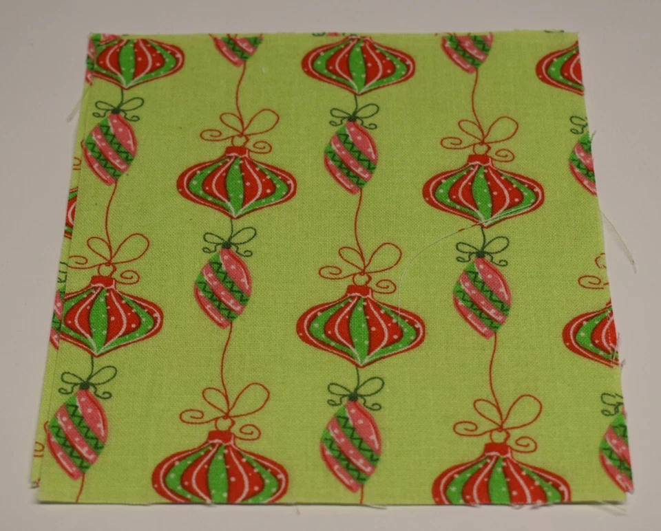 Lote 33 - 5" DIJES CUADRADOS corte giratorio NAVIDAD adornos navideños medias VERDE Foto 2 de 4