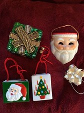 Exceptional Lot Five 5 SANTA 2 PRESENTS 2 BAGS Christmas ORNAMENTS