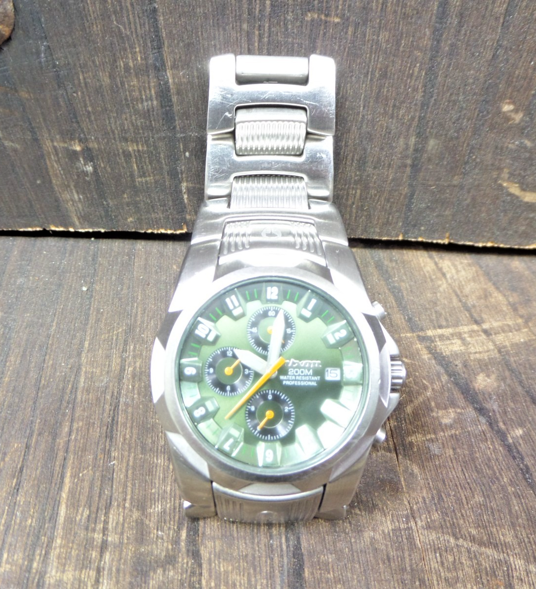 Nixon The Super Rover SAMPLE Not For Resale 200m Men's Watch