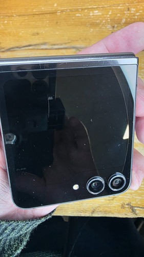 Samsung Galaxy Z Flip5 512GB entsperrt grau (201) - Bild 2 von 10