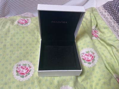 Pandora Box ca 9 x 9 X 4 cm, Schmuckaufbewahrung, Geschenkbox Samt