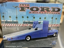 Moebius 2588 1970 Ford F-350 Ramp Transporter truck 1/25 McM KIT FS