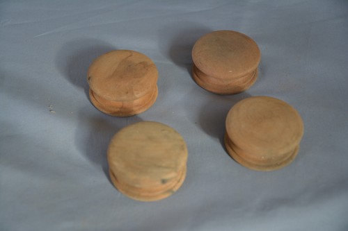 NICE SET 4 VINTAGE CHERRY HARDWOOD 2" DRESSER KNOBS WALNUT / MAHOGANY (V5) - Picture 2 of 7