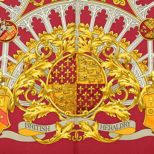 Sciarpa Hermes Araldica Britannica 90 cm Seta Carre Oro Rosso VLADIMIR RYBALTCHENKO - Foto 2 di 6