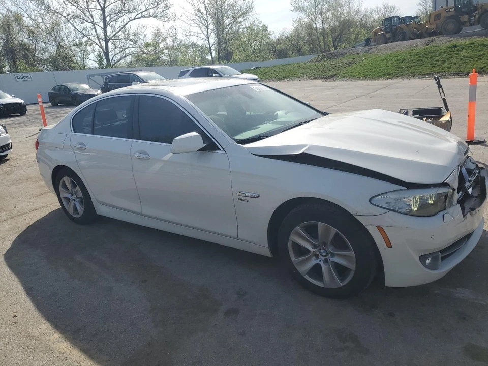 Used Air Cleaner Assembly fits: 2012 Bmw 528I Grade A - Image 3 of 4