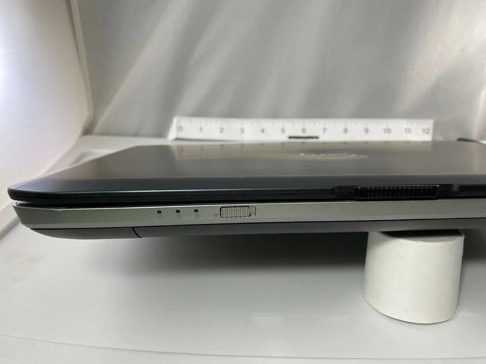 Dell Laptop Latitude E5430 14" Intel Core i3-3110M Windows 2.40GHz 4GB RAM 320GB - Image 3 of 4