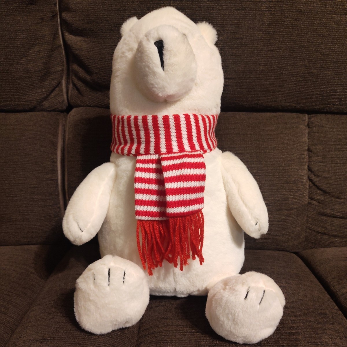Cheeky POLAR BEAR　50体限定 TSITP Junior Mint Polar Bear Replica: Hand-knitted Scarf, Conrad