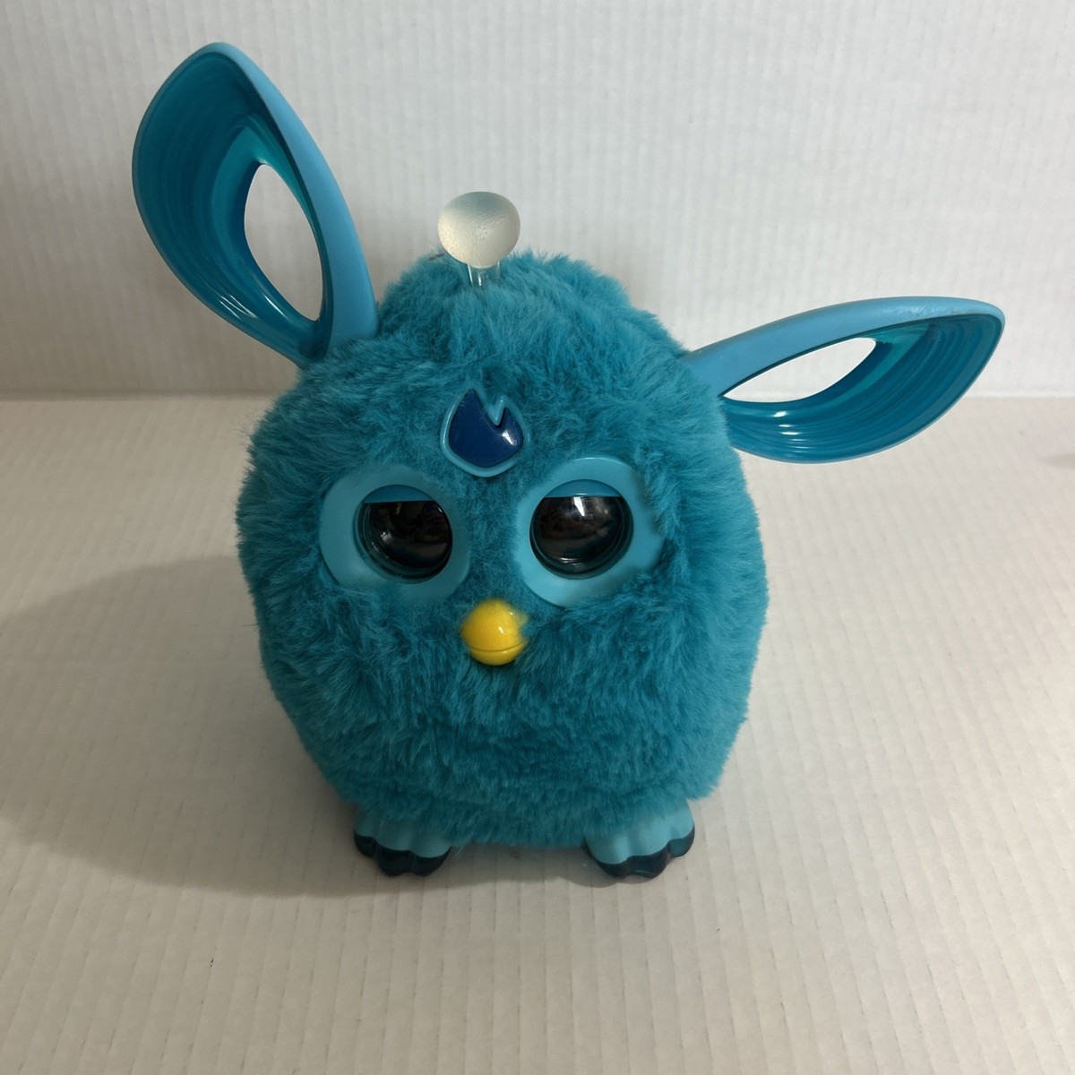 Hasbro B6084 Furby Connect Toy Figure - Blue for sale online