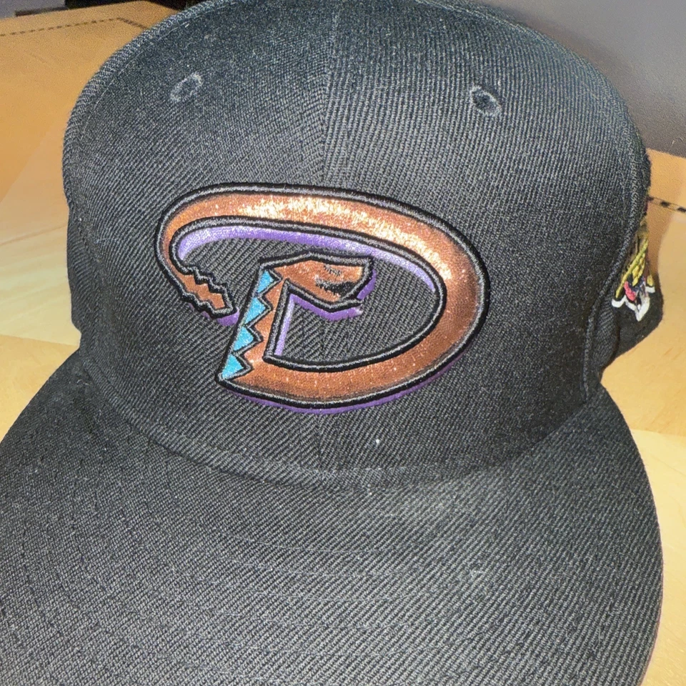 New Era Arizona Diamondbacks Black Fitted Hat MLB 2001 World Series Cap 7 3/8 - Image 2 of 4