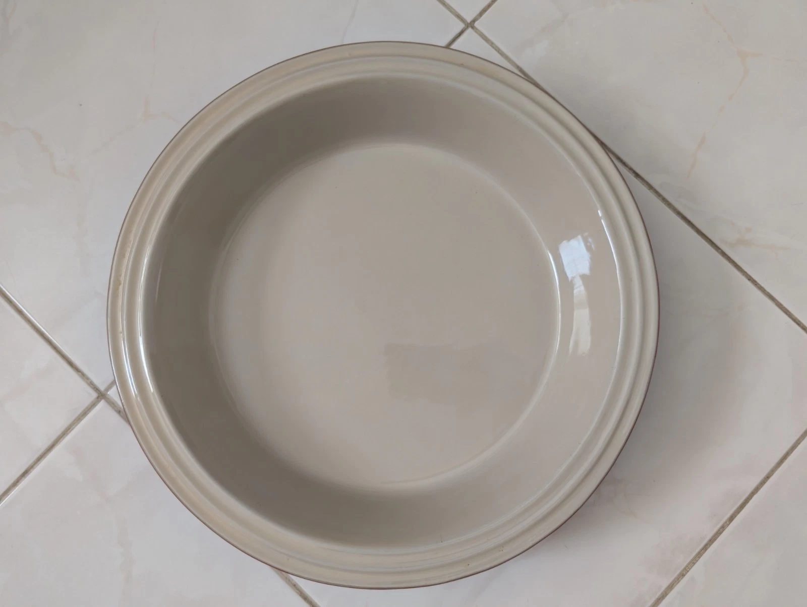 Le Creuset 10" Pie Plates - Set of 2 Serving Dish - Red Cream Round 15-30