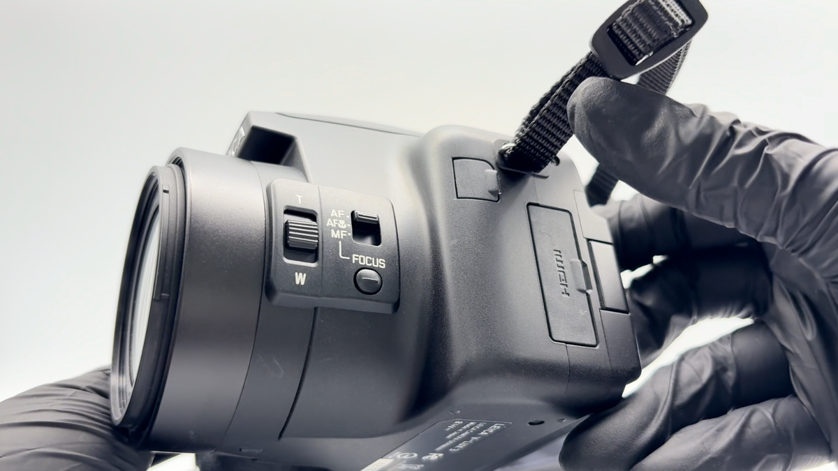 LEICA v-Lux3　再再値下げ LEICA V-LUX 3 Compact Digital Camera From Japan | eBay