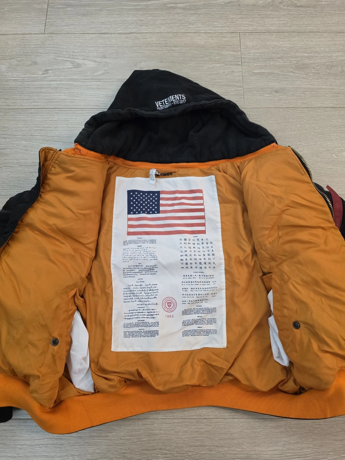 RARE! Vetements X Alpha Industries Cropped Bomber Jacket Size L - product detail image 1