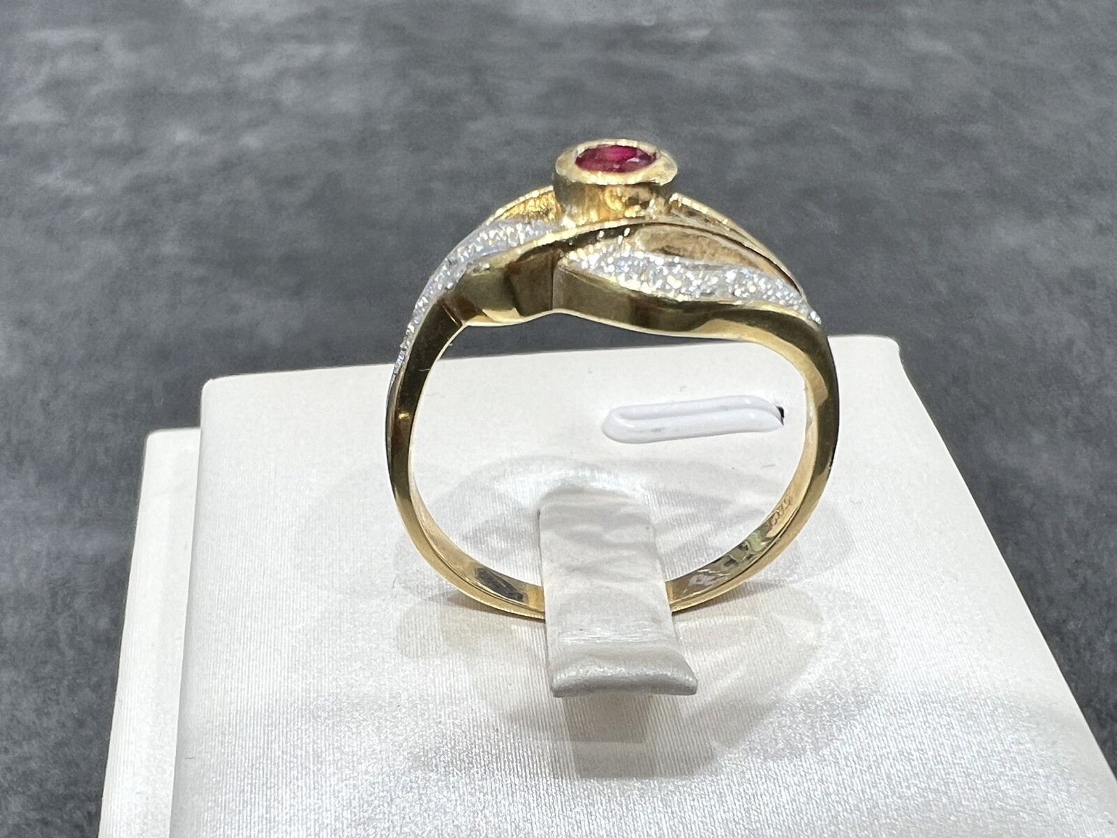 14ct Yellow Gold Ruby Diamond Ring - image 5