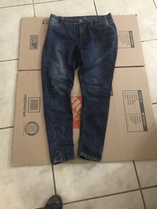 cotton on mid rise jeans
