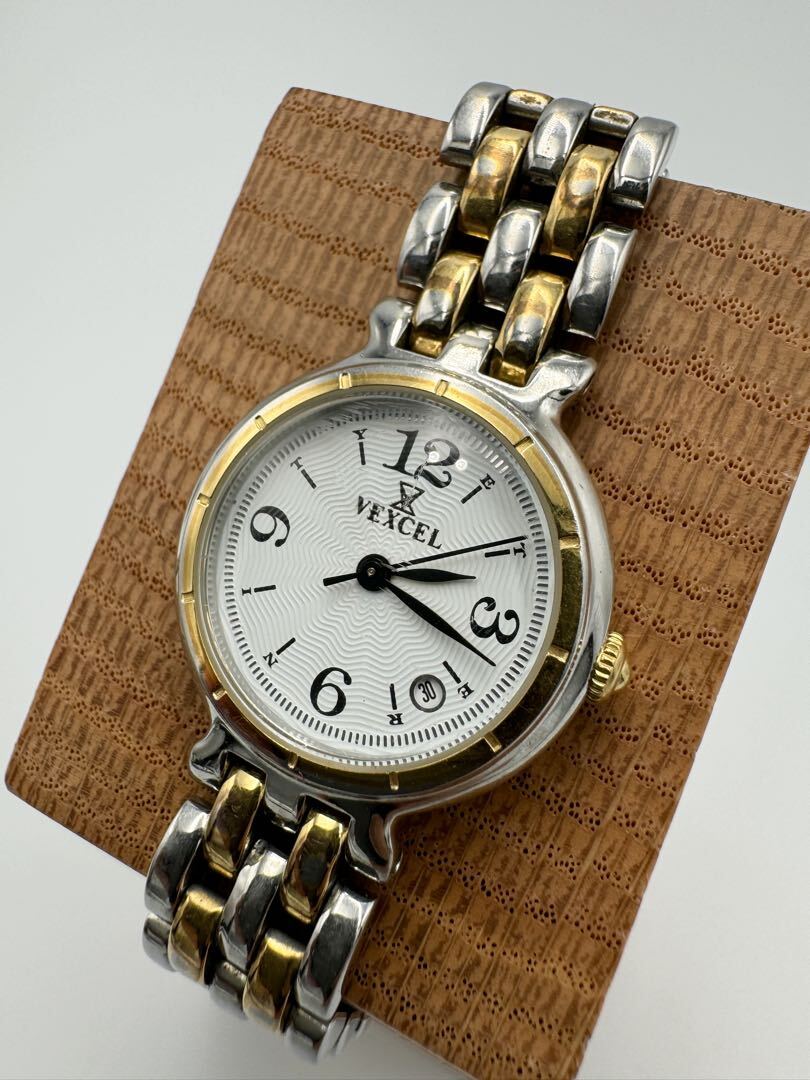 Vexcel Analog Quartz Men Calendar Wristwatch A542 Vintage Vexcel Analog Quartz Men Calendar Wristwatch A542 Vintage