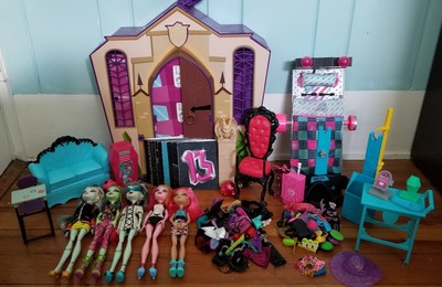 Monster High Furniture Doll Lot 5 Dolls 25 Clothes 30