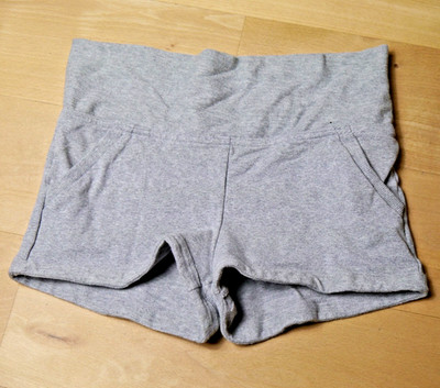 Bloch Tanzshort Gr. M hellgrau