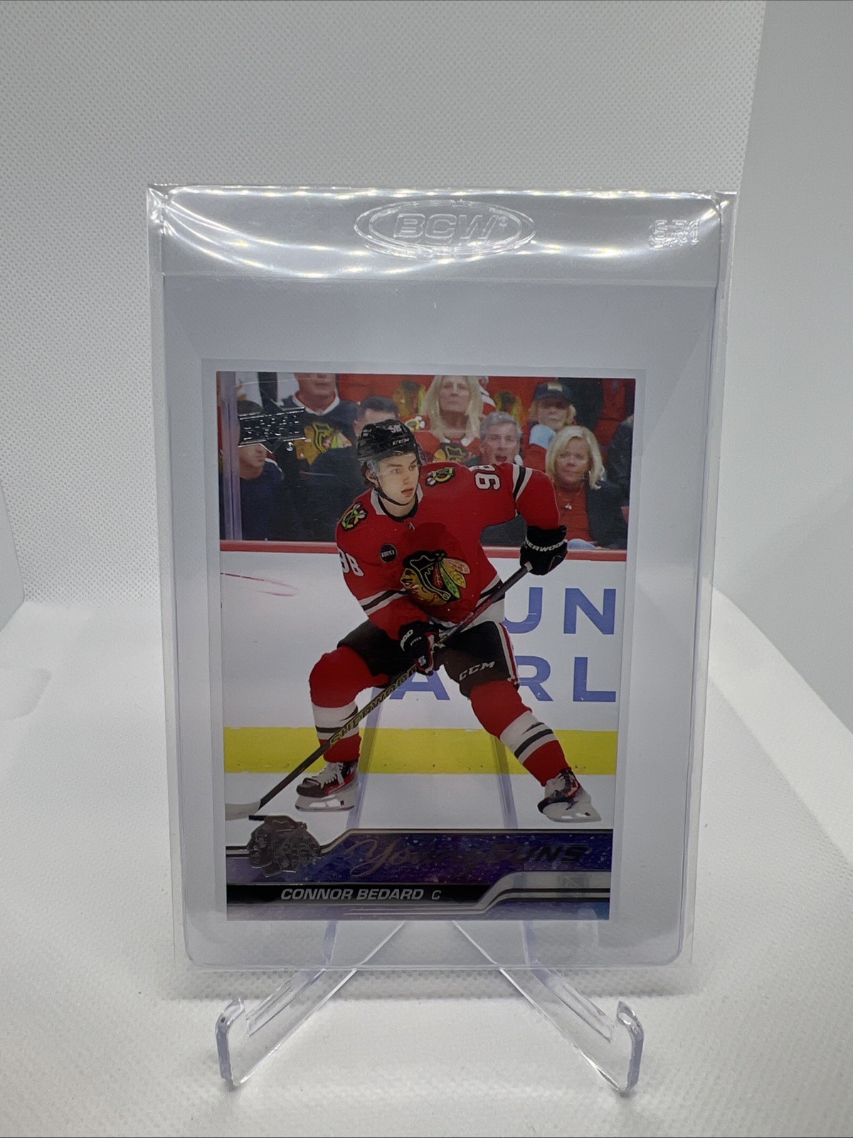 2023-24 UPPER DECK YOUNG GUNS CLEAR CUT # 451 CONNOR BEDARD CHICAGO