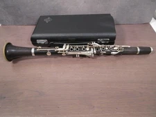 Buffet Crampon Clarinet R-13 #558021 with Hard Case USED