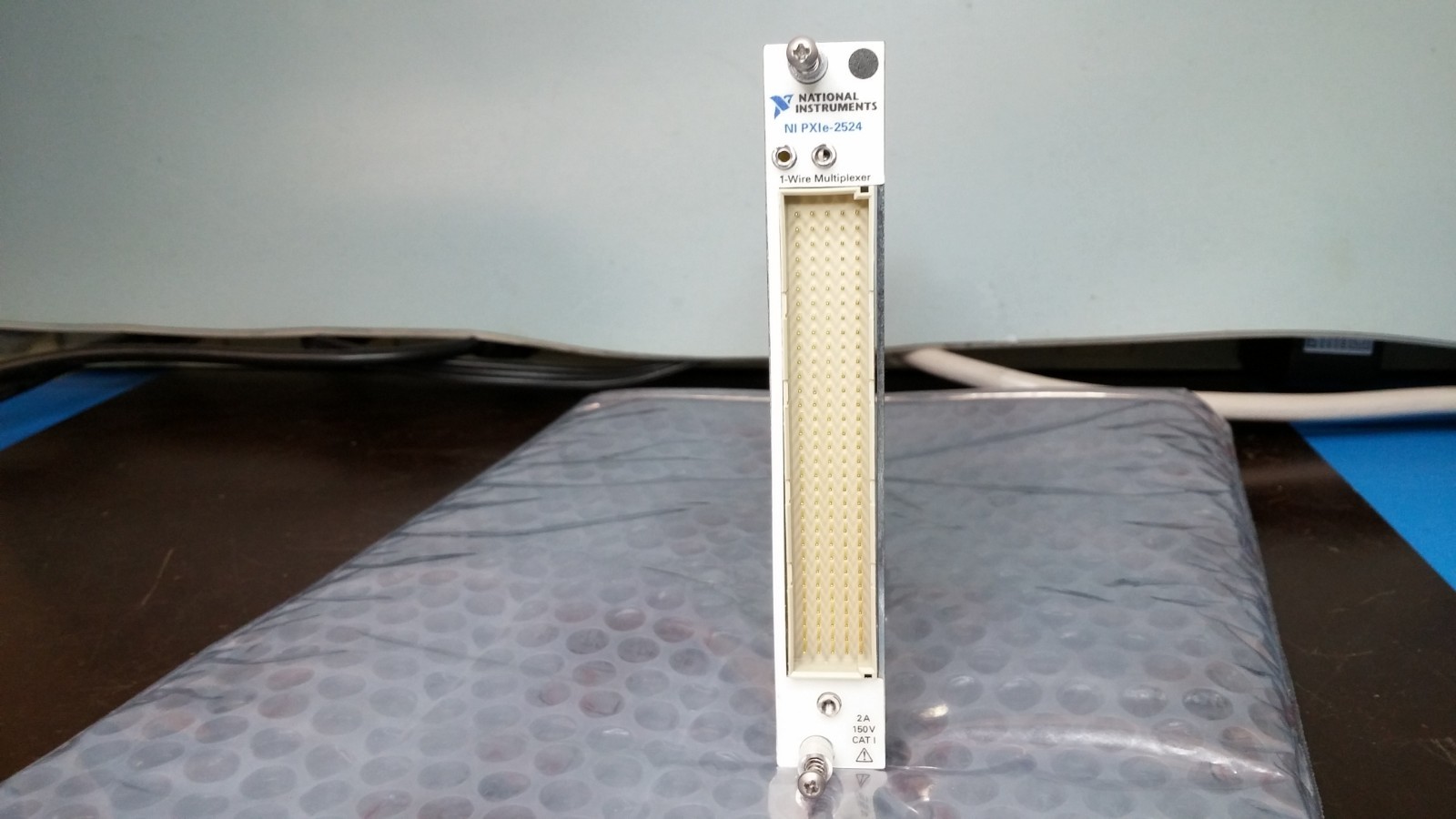National Instruments PXIe-2524 1-Wire Multiplexer Switch Module