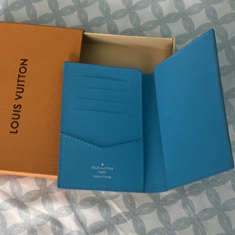 Organizador de bolsillo para piscina Louis Vuitton Blue Lagoon - Envío al día siguiente Foto 2 de 3