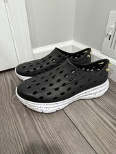 Kane Footwear Revive Active Recovery Shoes Black/White Sz: 11