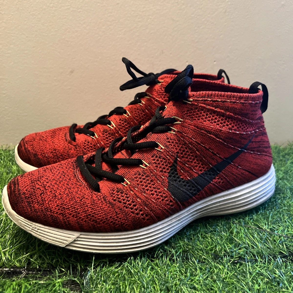 Nike Lunar Flyknit Chukka‎ Red Deep Burgundy Maroon 554969-606 Mens Size 10 Nike Lunar Flyknit Chukka University Red for Sale  main image 4