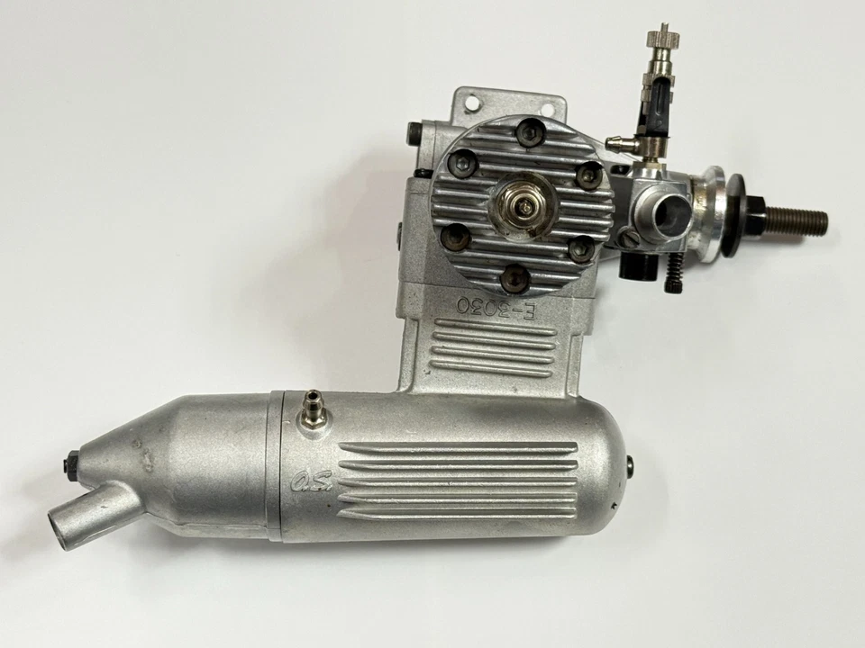 Excellent O.S. OS .40 40 FP Two Stroke Nitro RC Remote Control Airplane Engine - Image 2 of 2