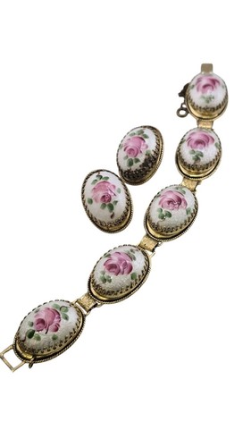 Vintage Whiting And Davis Domed Floral Porcelain Bracelet Set (A8144) - Picture 1 of 8