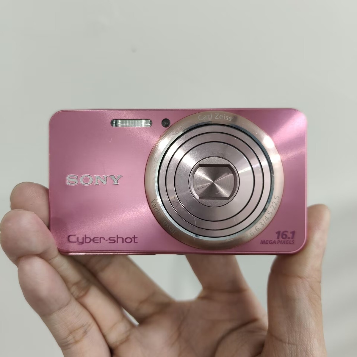 Sony Cyber-shot DSC-W570 16.1MP 5x Optical Zoom Digital Camera
