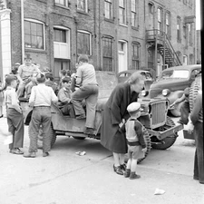 WW2 WWII Photo World War Two /  US Army Recruiting Michigan 1942 / 8463