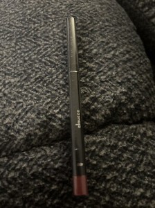 DOUCCE Lip Definer Twist #490 Lip Liner