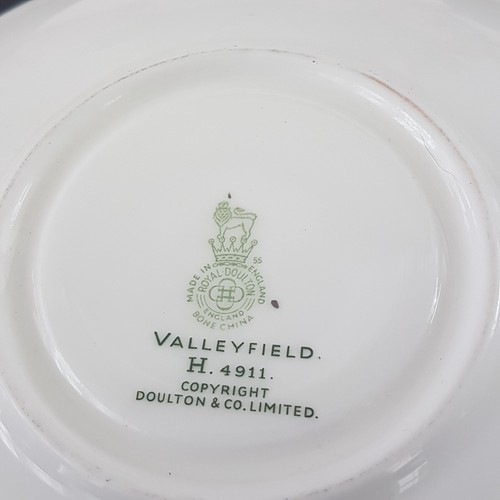 8pc Royal Doulton VALLEYFIELD Tea Cup & Saucer Set, Bone China, England - Picture 10 of 10