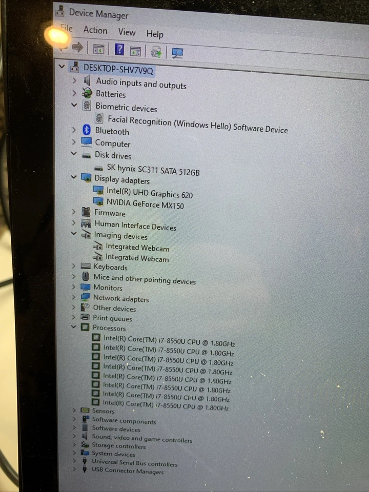 Dell Inspiron 7773 17 G3D defectuoso Foto 2 de 4