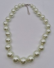Finesse Round Pearl Neclace Ivory