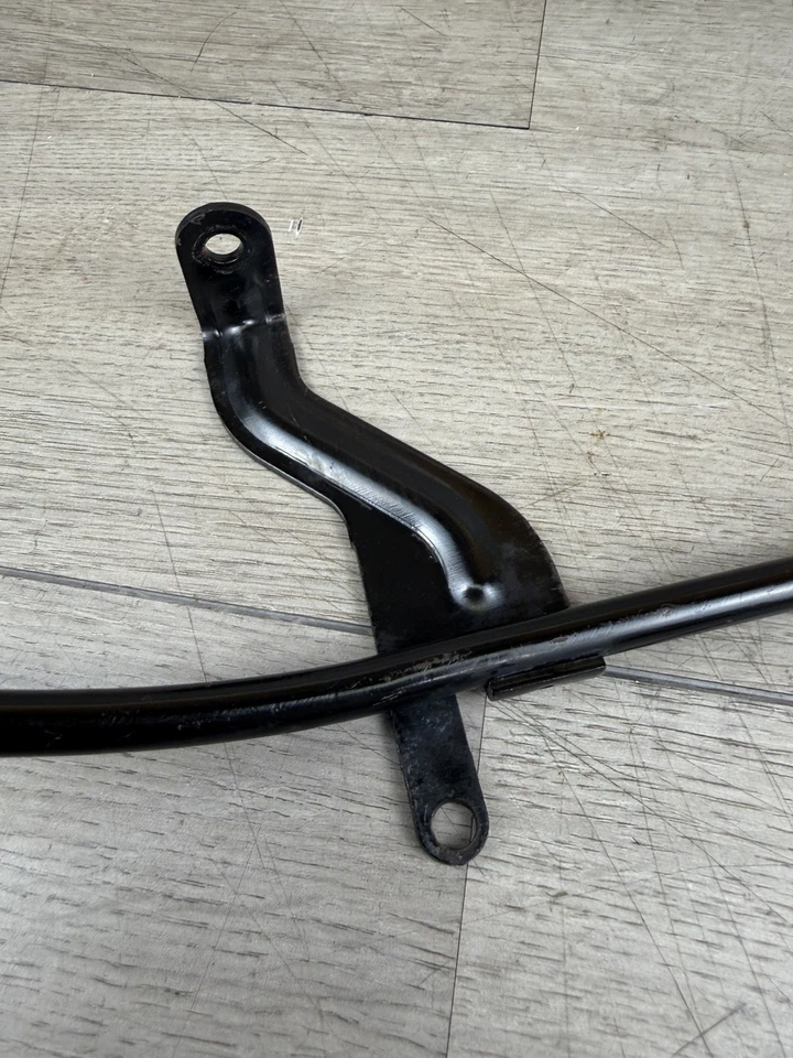 Tubo de varilla de medición de aceite de motor de 4,2 L GMC Envoy 2002-2009 Foto 2 de 4