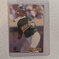 Fleer 1995 Ultra Mark McGwire #94 Oakland Athletics MLB Baseball Card