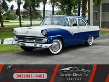 1955 Ford Fairlane Town Sedan
