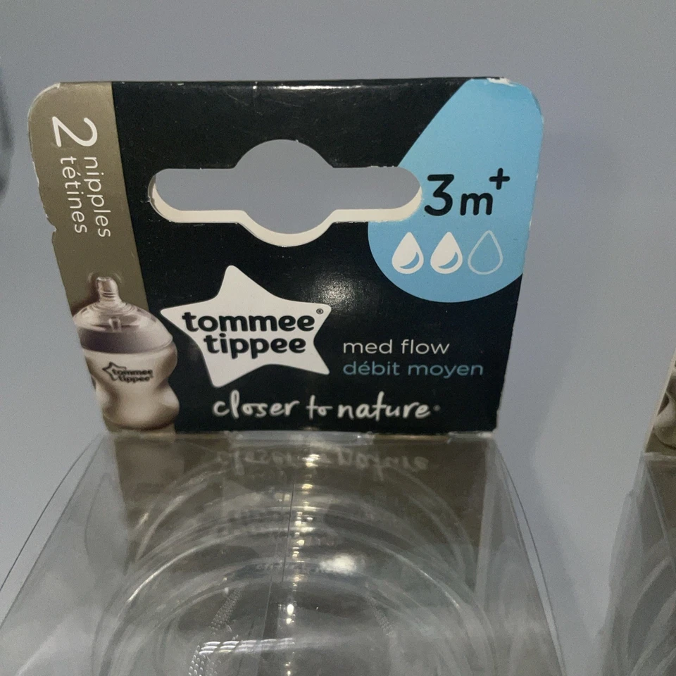 Reemplazos de pezón para biberón Tommee Tippee Closer to Nature (2) 3m+ y (2) 6m+ Foto 2 de 4