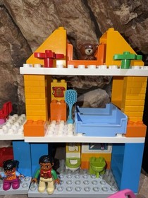 Lego DUPLO 10835 Family House Retired  Incomplete but has Ex. Pcs. No Box/Manual