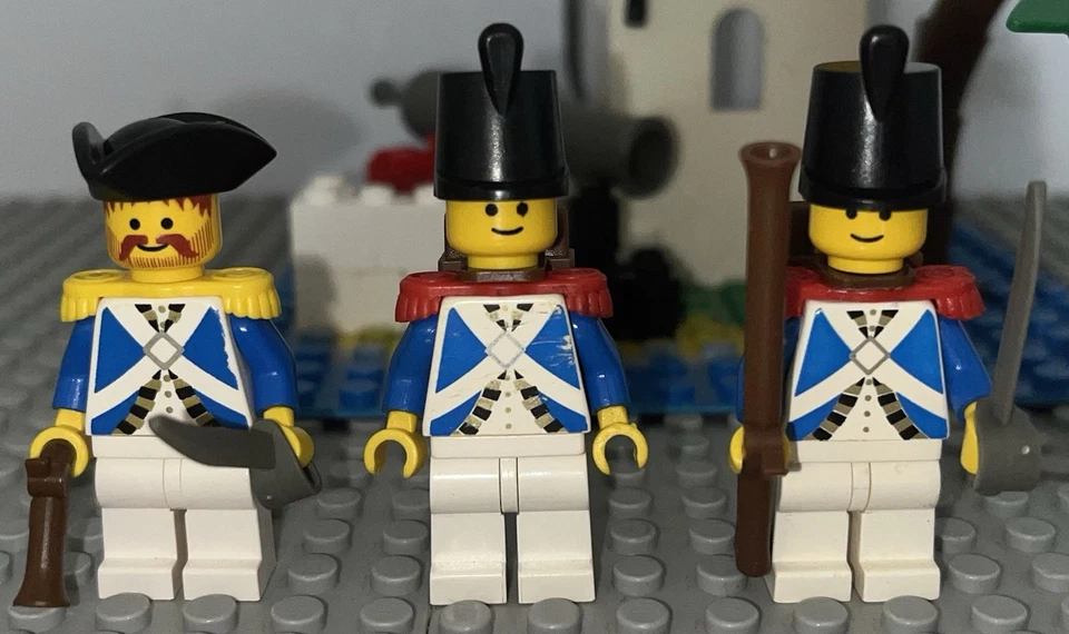 Lego 6265 Pirates I Sabre Island Complete Set Vintage Manual Minifigures - Image 2 of 4