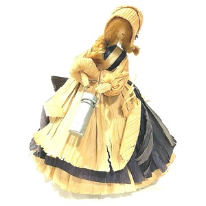corn husk dolls